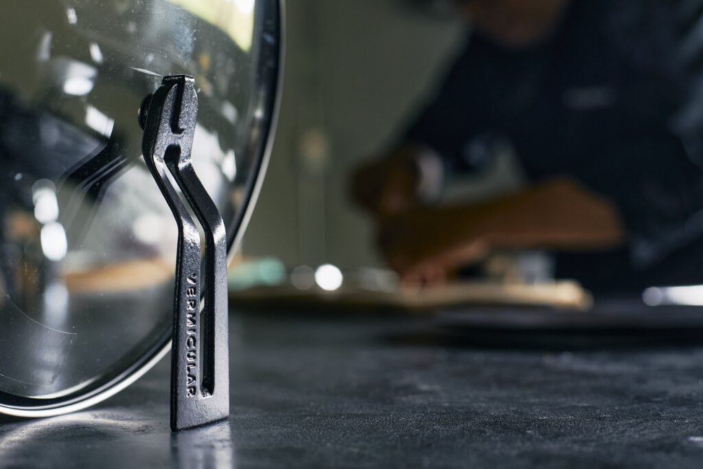 VERMICULAR の鍋とキッチンスタジオ